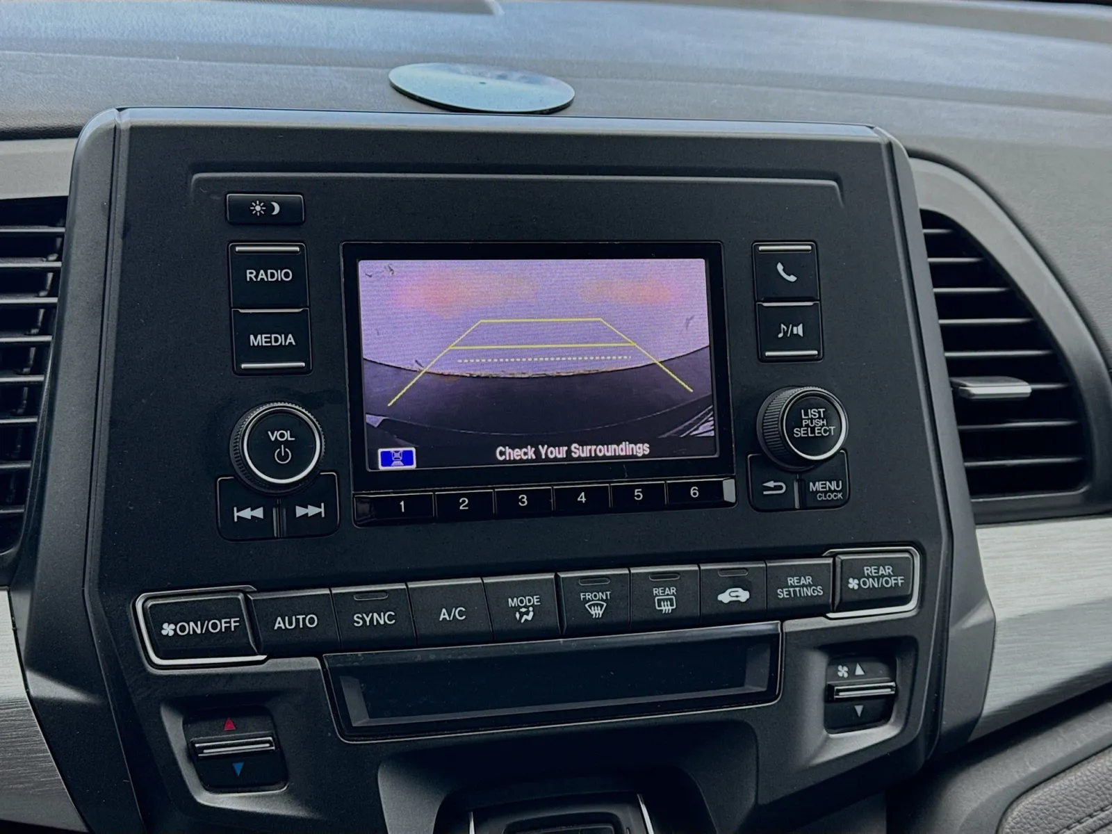 Honda Odyssey photo 10