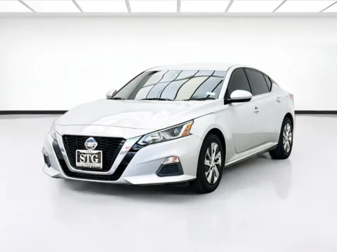 Silver 2021 Nissan Altima 2.5 S for sale in Fontana, CA