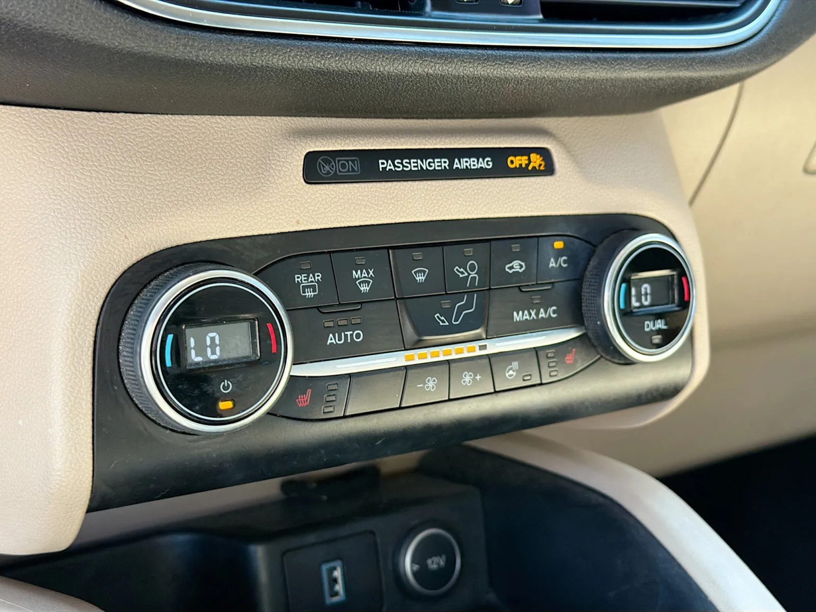 Ford Escape photo 11