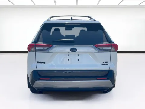 More photos of 2022 Toyota RAV4 XSE at KarGenie, CA