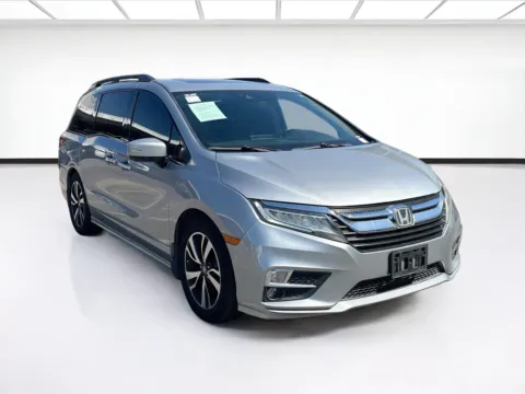 Another view of 2020 Honda Odyssey Elite for sale in Fontana, CA at KarGenie
