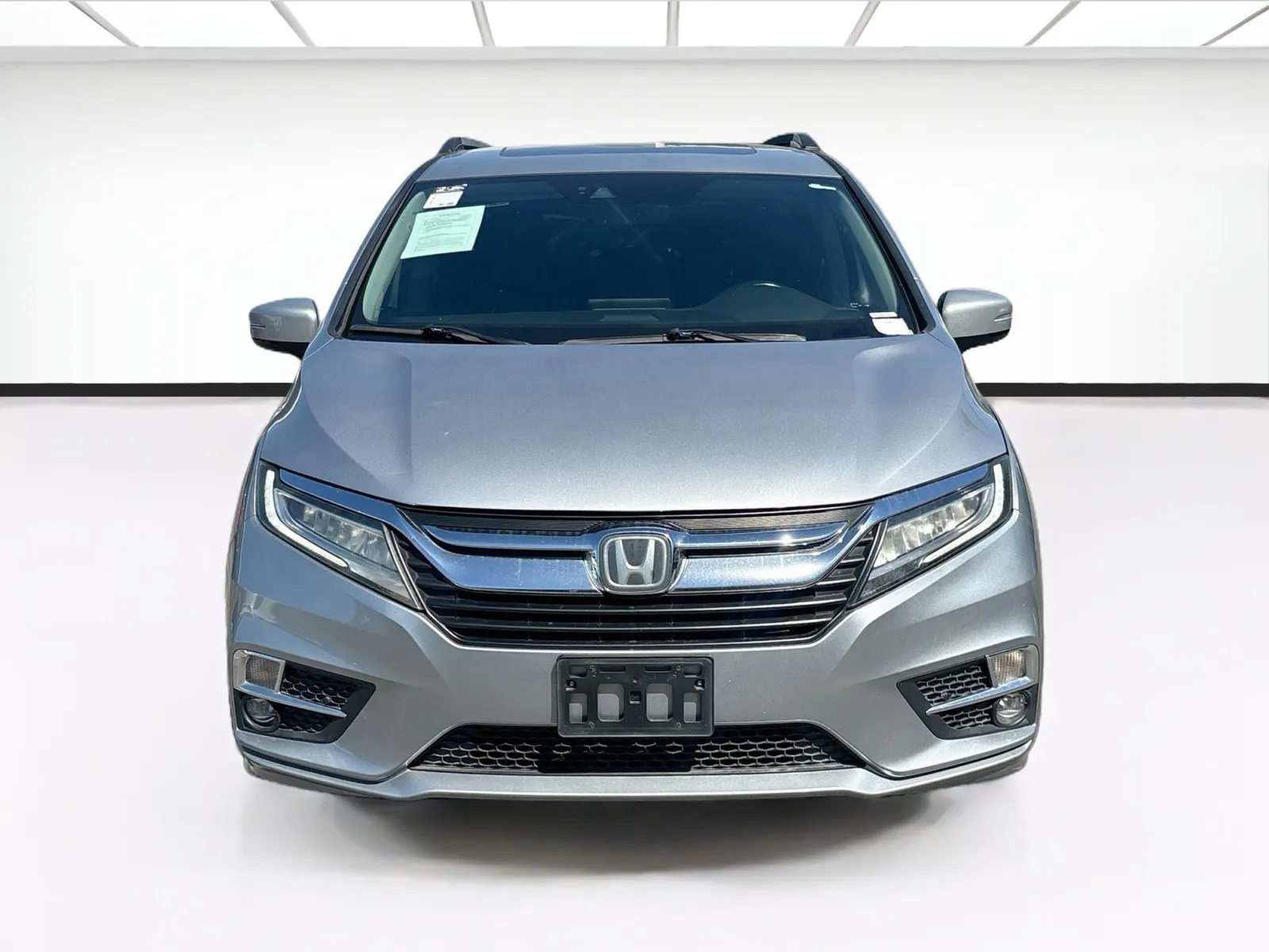 Honda Odyssey photo 2