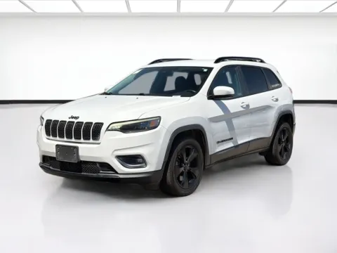 White 2020 Jeep Cherokee Latitude Plus for sale in Fontana, CA