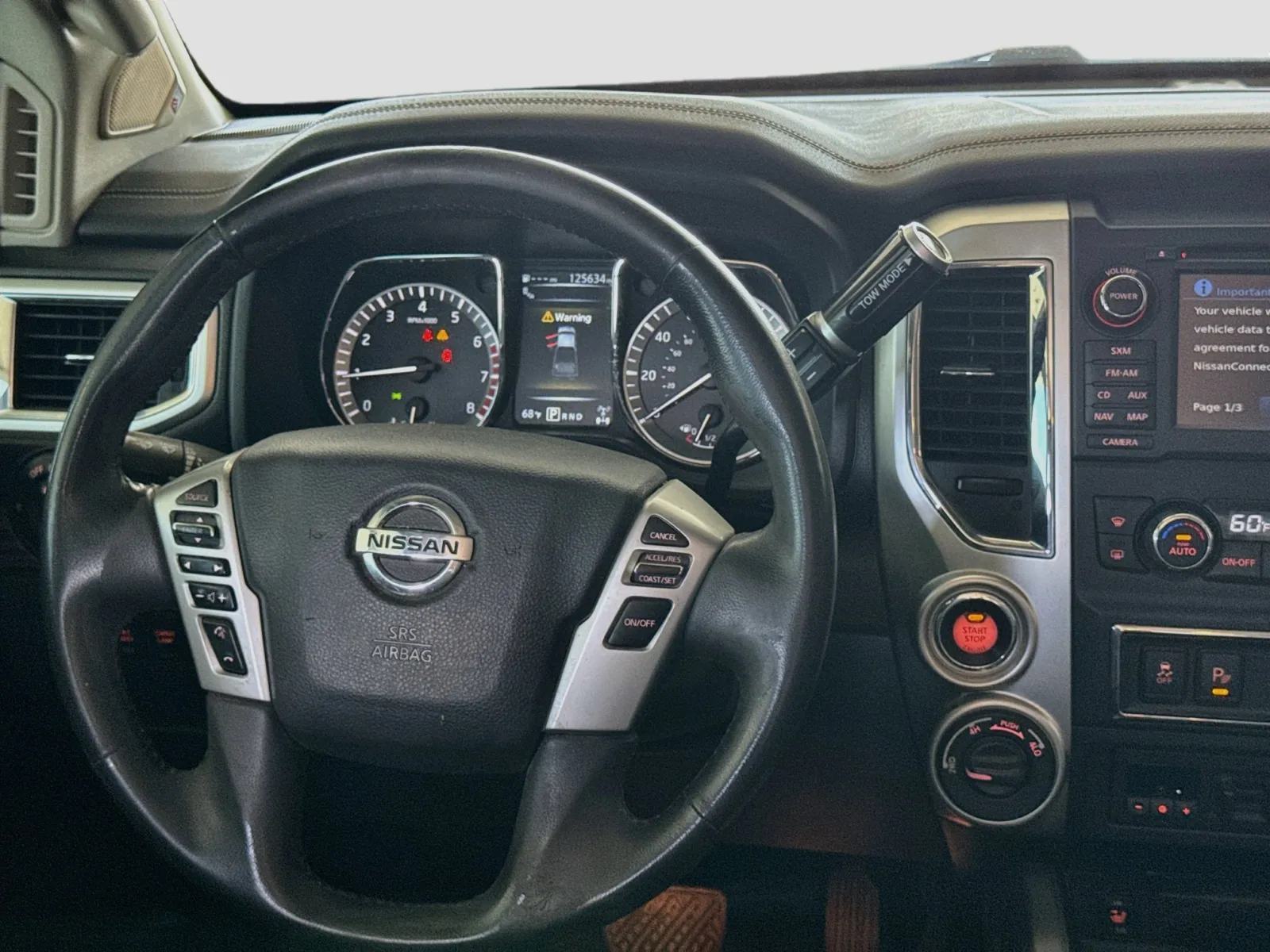 Nissan Titan photo 14
