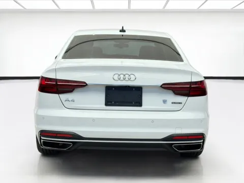More photos of 2021 Audi A4 Sedan Premium at KarGenie, CA