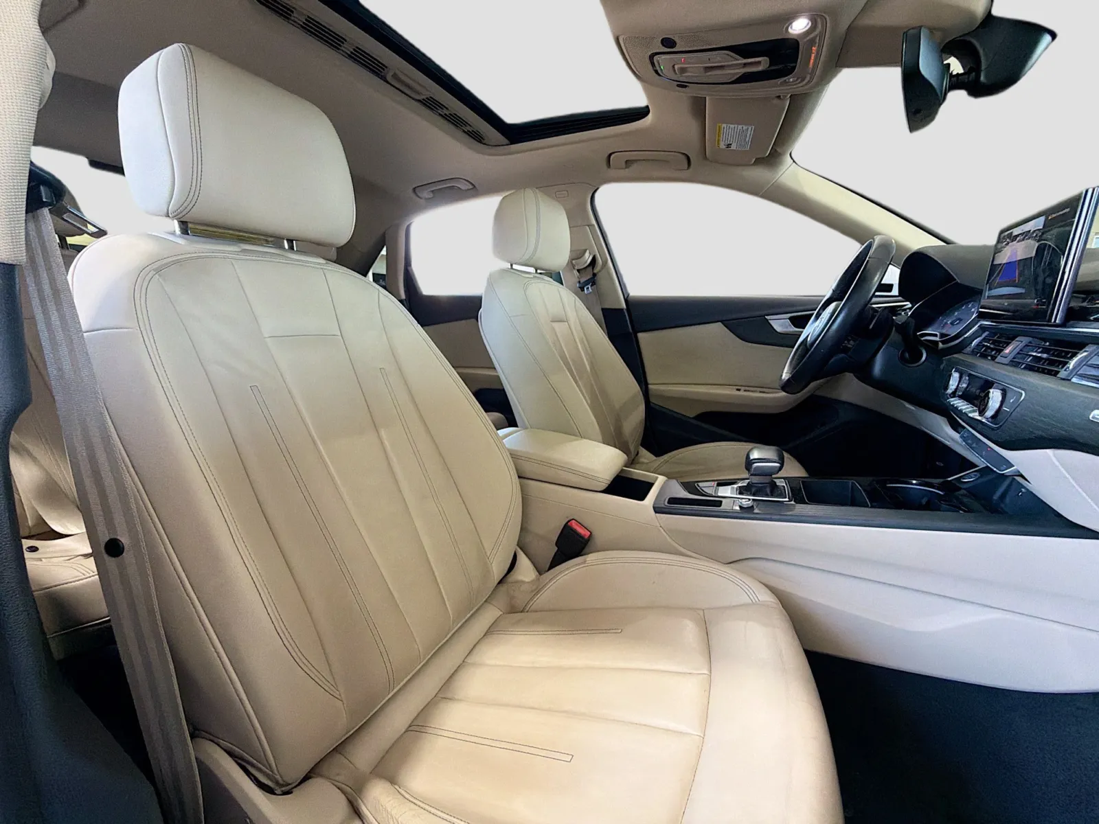 Audi A4 photo 18