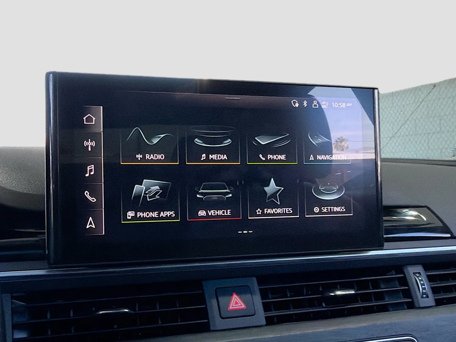 Audi A4 photo 10