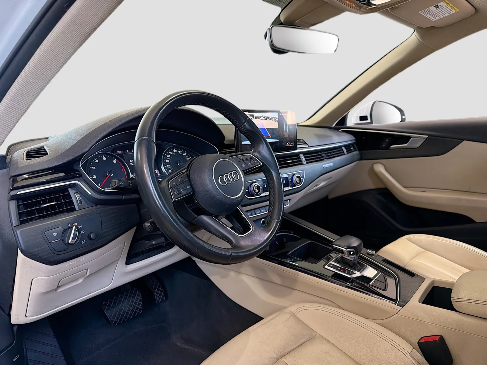 Audi A4 photo 7