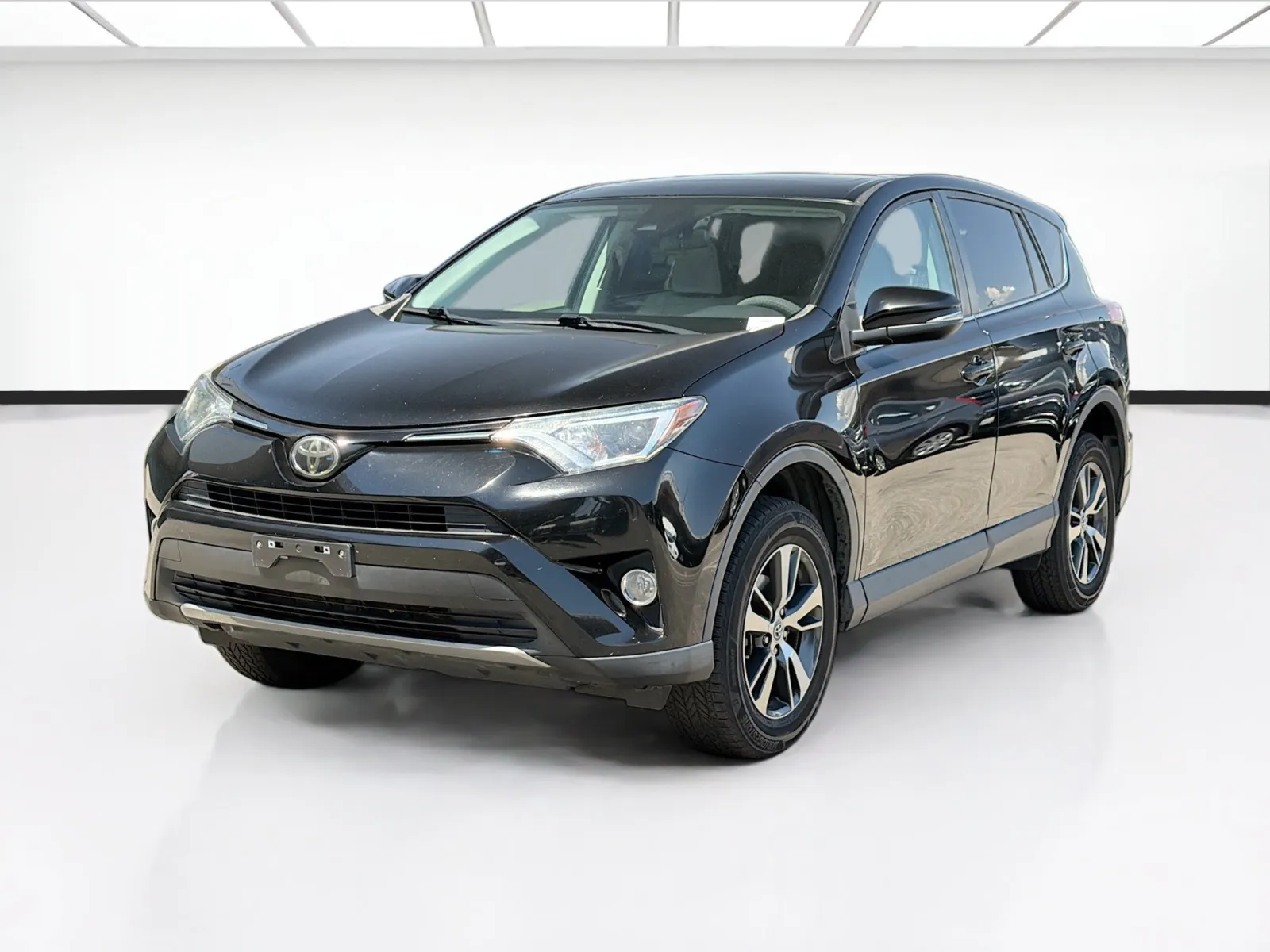 Black 2018 Toyota RAV4 XLE for sale in Fontana, CA