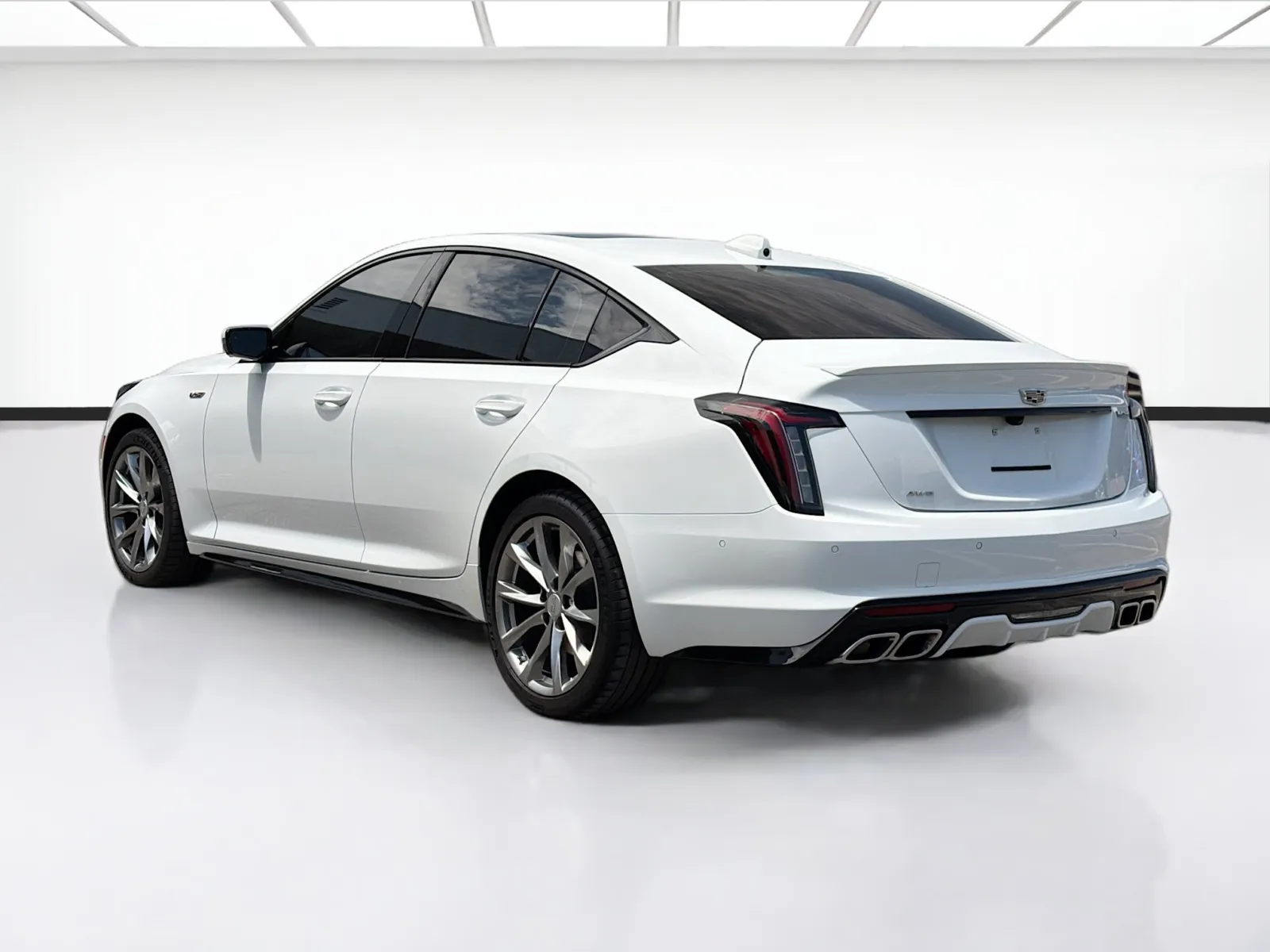Cadillac Ct5-v photo 6