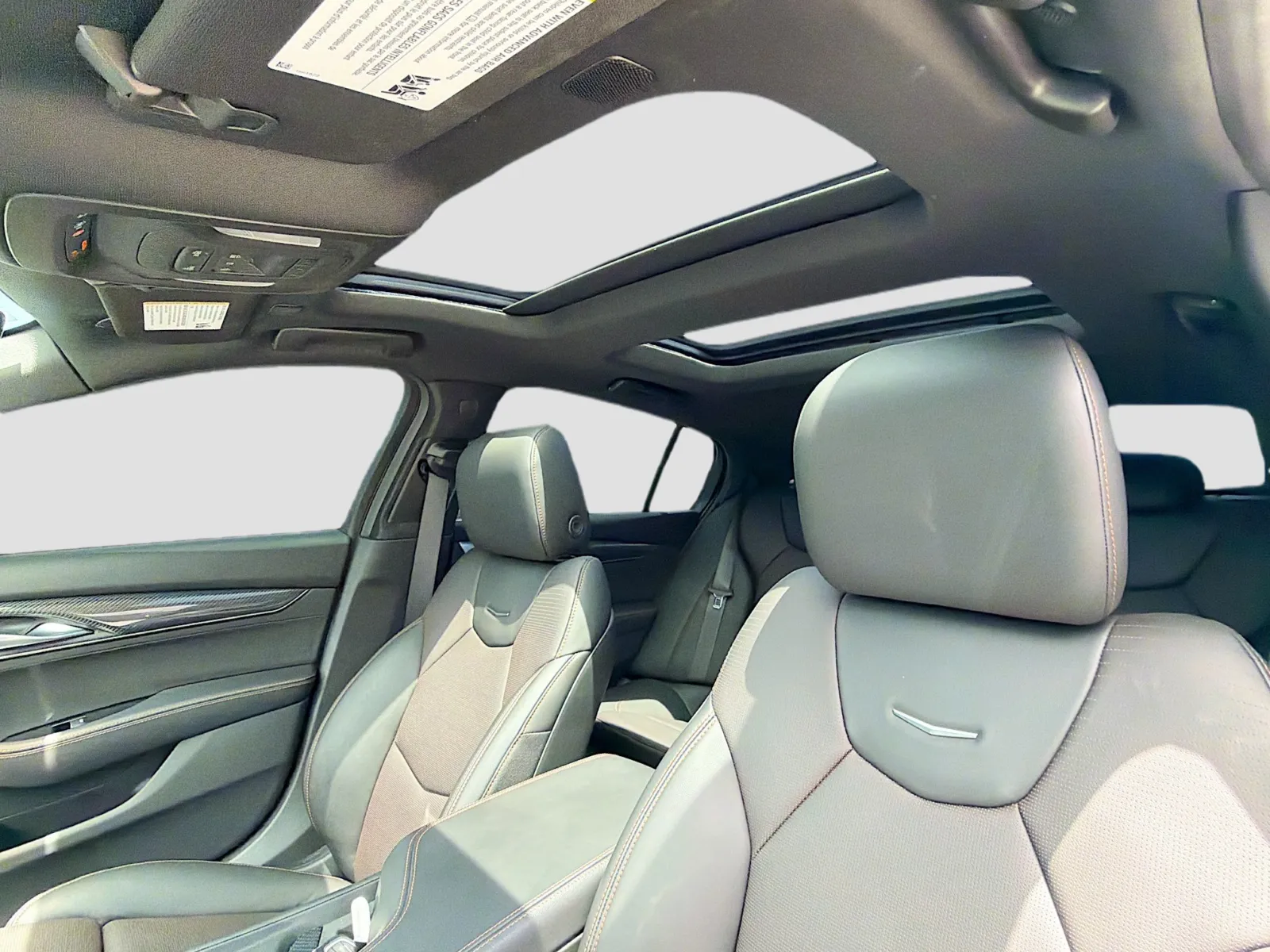 Cadillac Ct5-v photo 14