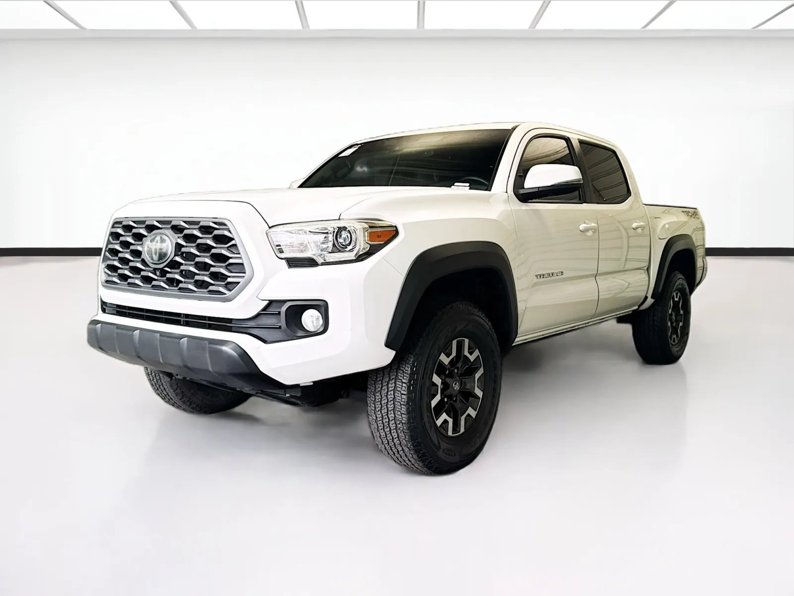 White 2020 Toyota Tacoma TRD Off-Road V6 for sale in Fontana, CA