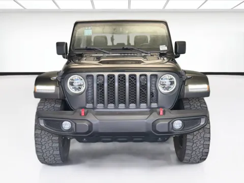 Photos of 2022 Jeep Gladiator Rubicon for sale in Fontana, CA at KarGenie