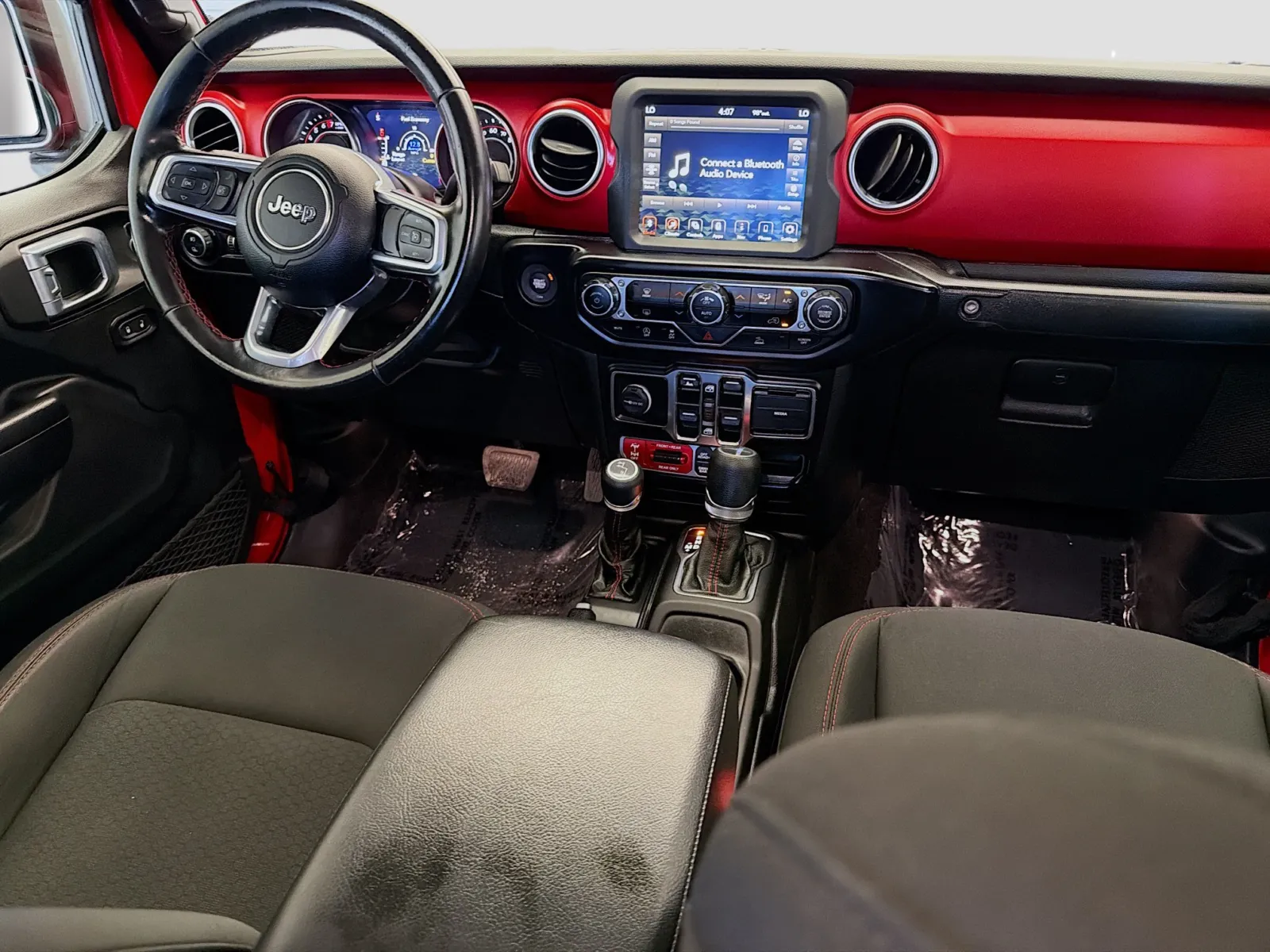 Jeep Gladiator photo 11