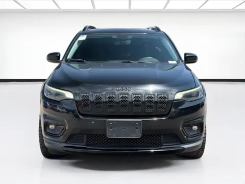 Photos of 2020 Jeep Cherokee Latitude Plus for sale in Fontana, CA at KarGenie
