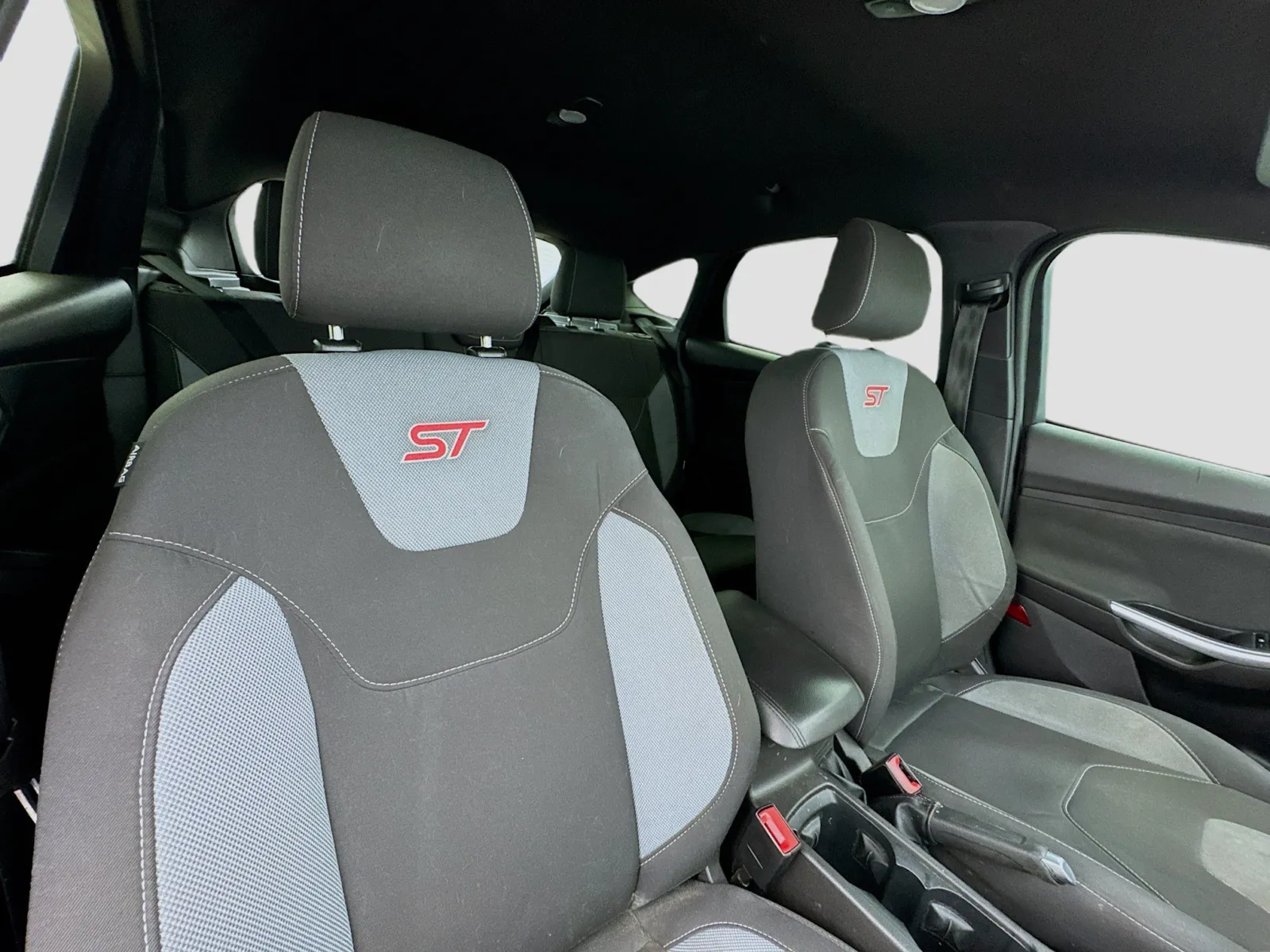 Ford Focus photo 18