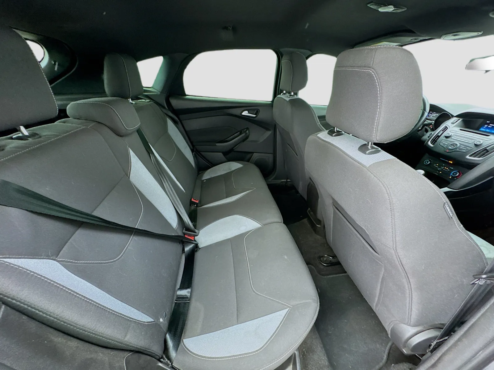 Ford Focus photo 17