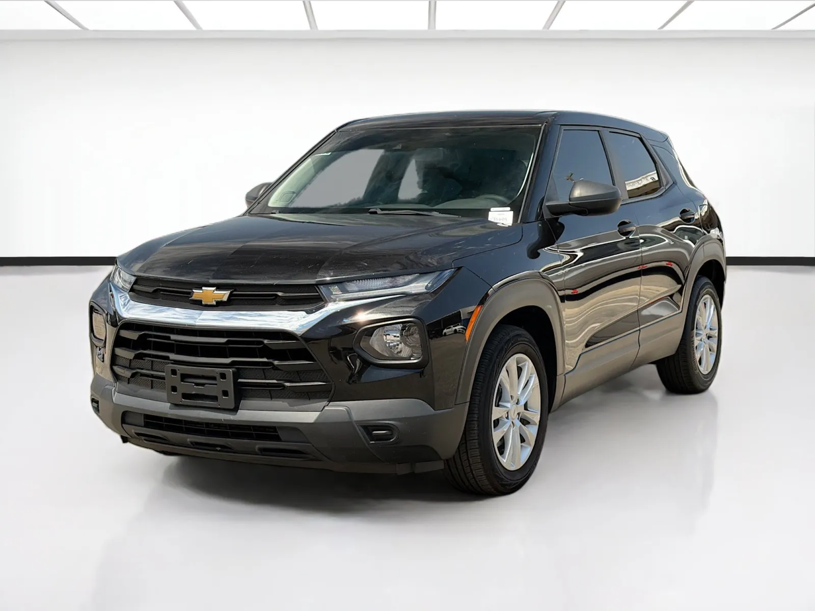 Black 2021 Chevrolet Trailblazer LS for sale in Fontana, CA