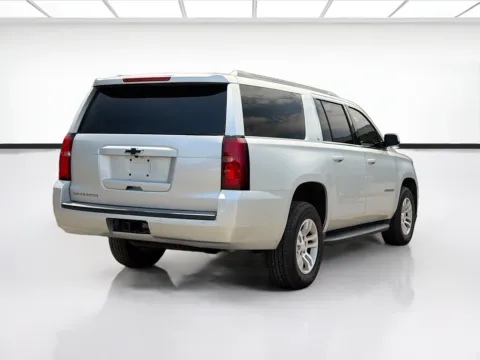 More photos of 2019 Chevrolet Suburban LT at KarGenie, CA