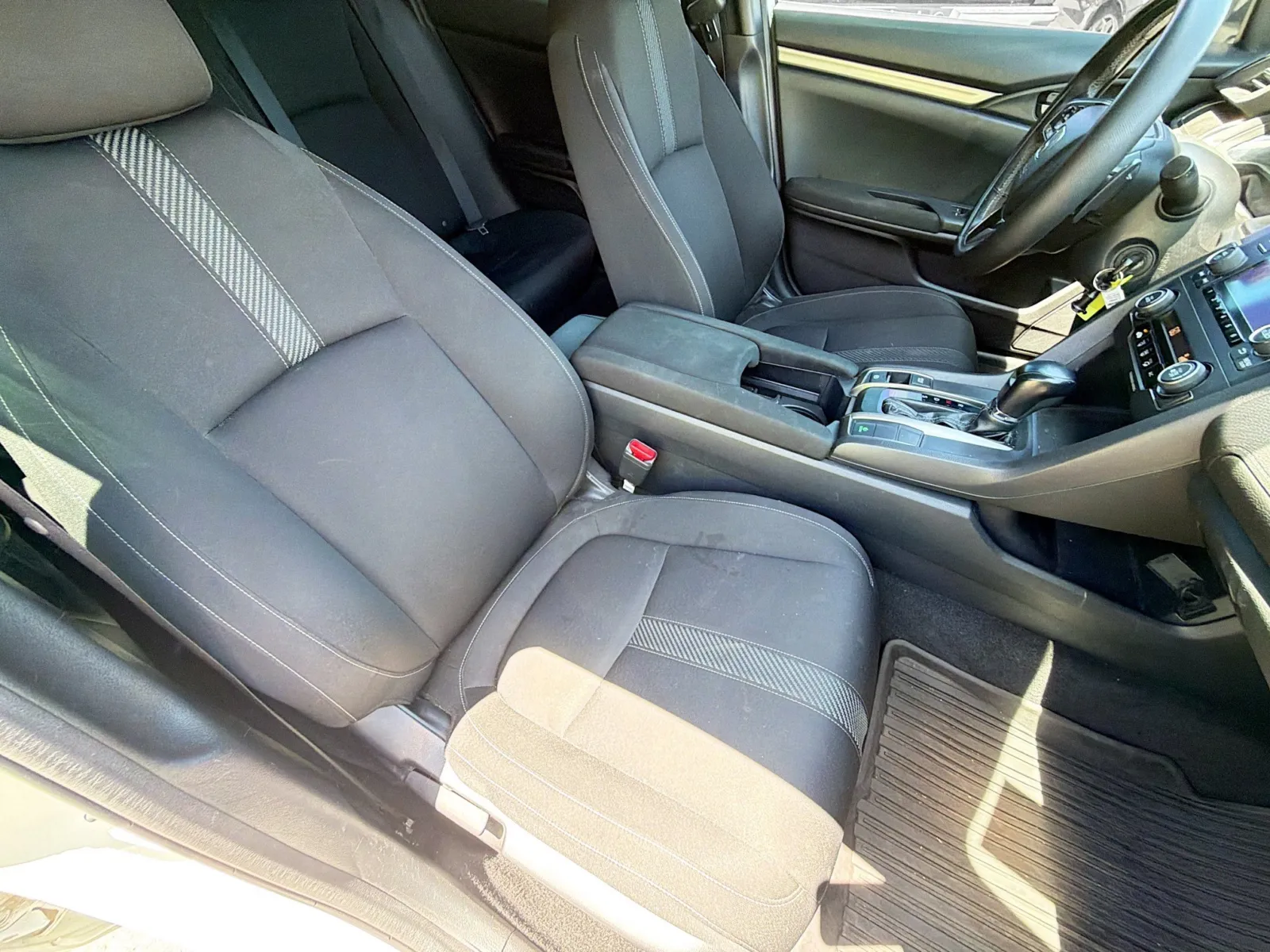 Honda Civic photo 15