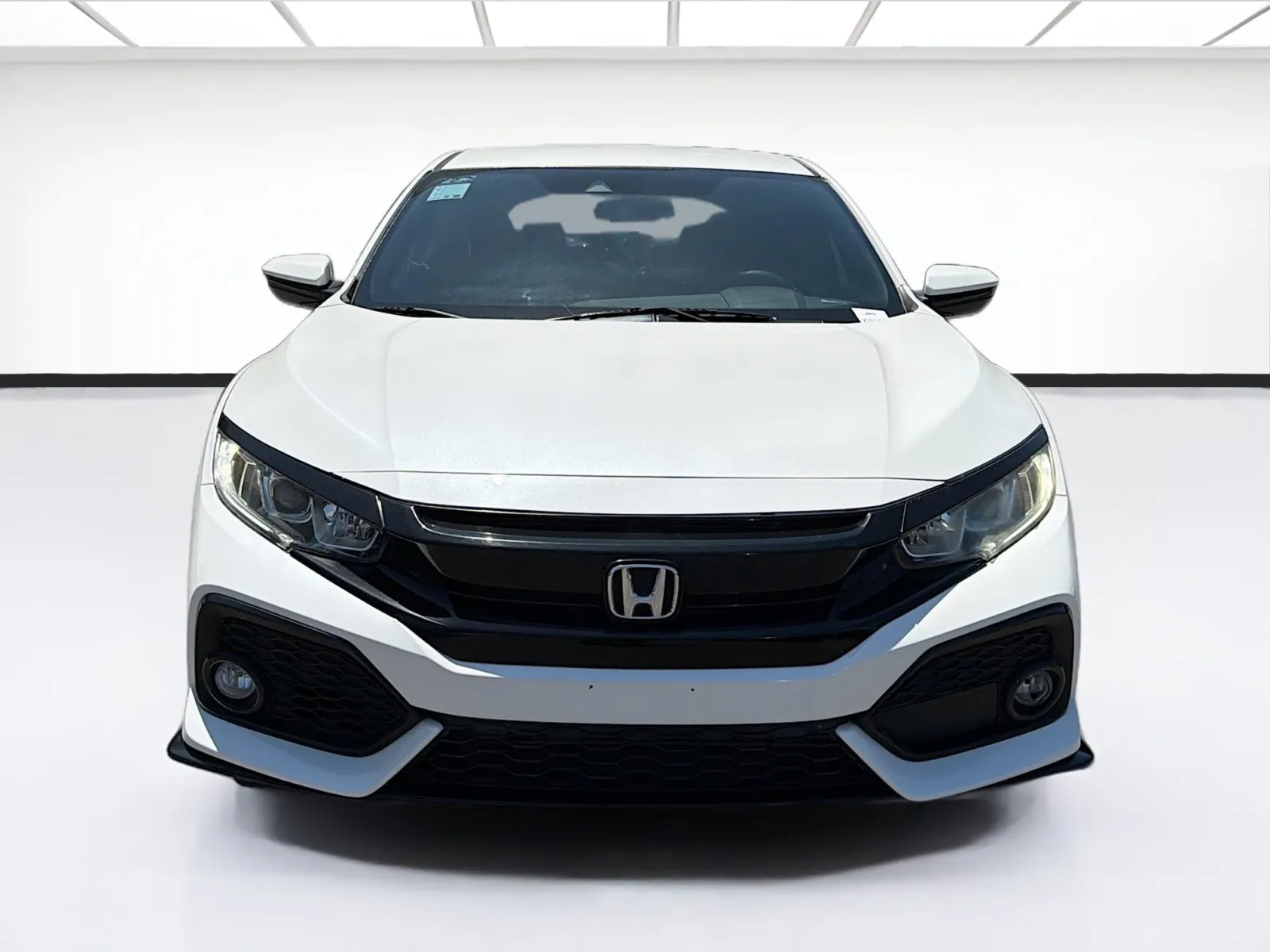 Honda Civic photo 2