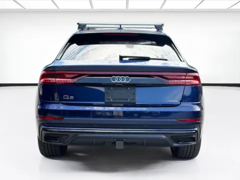 More photos of 2020 Audi Q8 55 Prestige quattro at KarGenie, CA