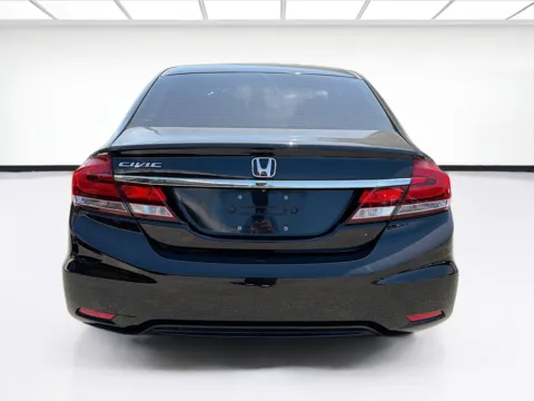 More photos of 2013 Honda Civic Sdn LX at KarGenie, CA