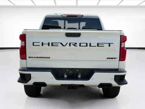More photos of 2025 Chevrolet Silverado 1500 RST w/Redline Edition & Convenience Package II at KarGenie, CA