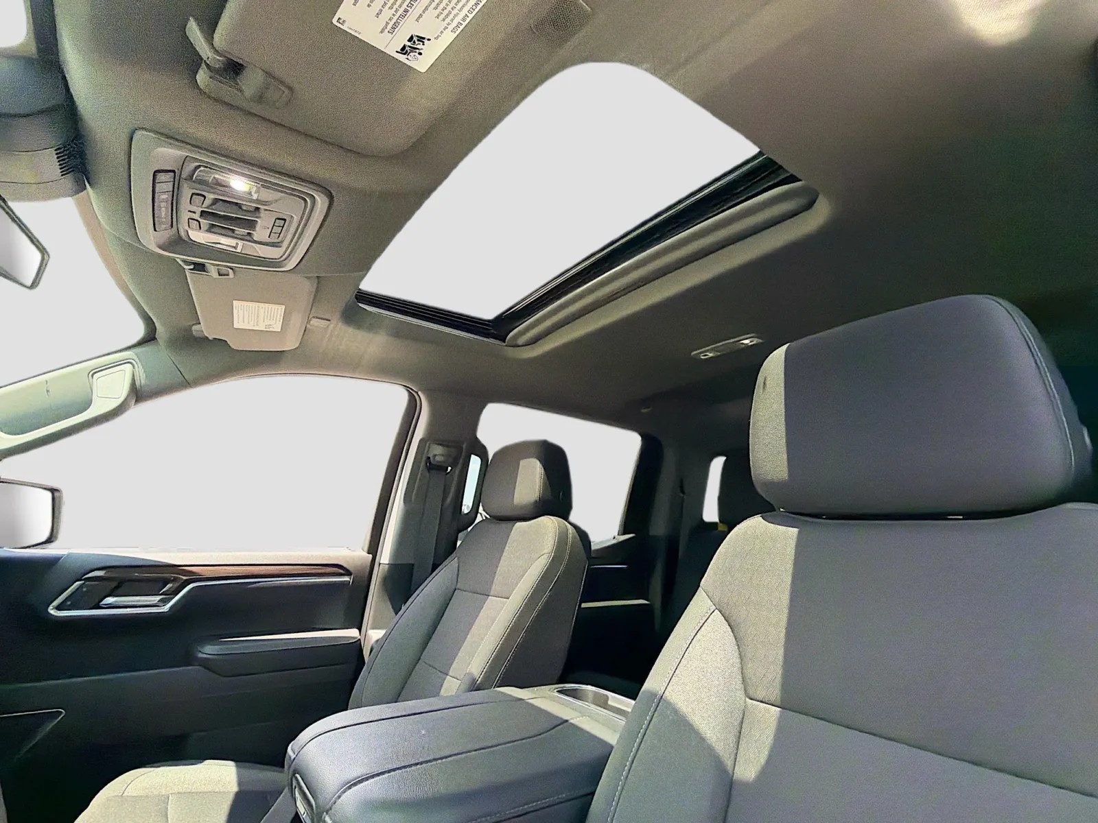 Chevrolet Silverado photo 15