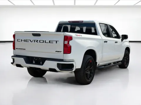 More photos of 2025 Chevrolet Silverado 1500 RST w/Redline Edition & Convenience Package II at KarGenie, CA