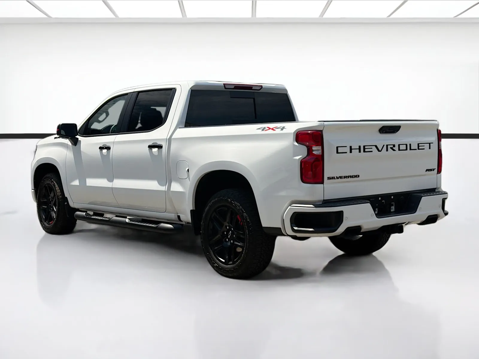 Chevrolet Silverado photo 6