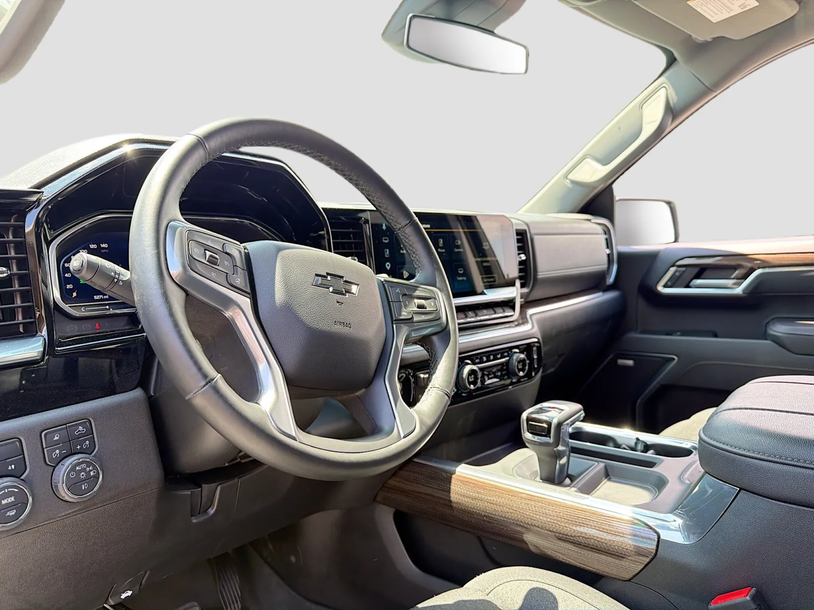 Chevrolet Silverado photo 7