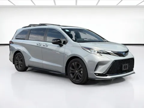 Another view of 2024 Toyota Sienna XSE 7 Passenger for sale in Fontana, CA at KarGenie