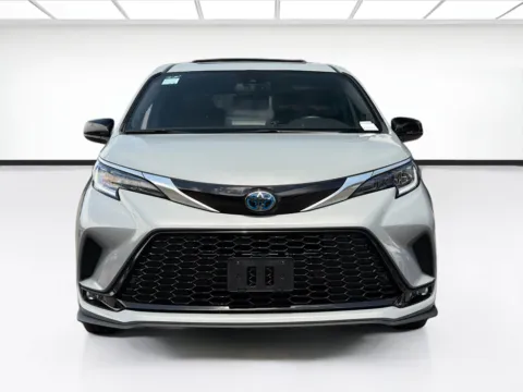 Photos of 2024 Toyota Sienna XSE 7 Passenger for sale in Fontana, CA at KarGenie