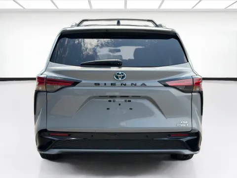 More photos of 2024 Toyota Sienna XSE 7 Passenger at KarGenie, CA