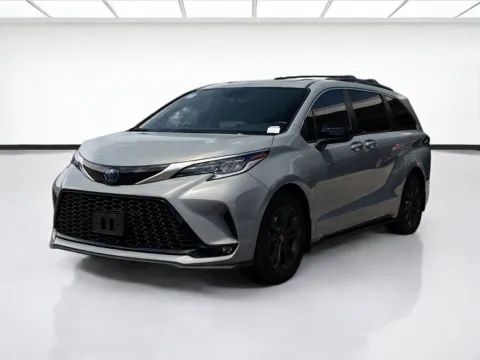 Gray 2024 Toyota Sienna XSE for sale in Fontana, CA