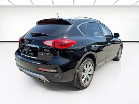 More photos of 2017 INFINITI QX50 Base w/Premium Plus Package at KarGenie, CA