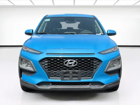 Photos of 2020 Hyundai Kona SE for sale in Fontana, CA at KarGenie