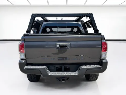 More photos of 2020 Toyota Tacoma TRD Off-Road V6 at KarGenie, CA
