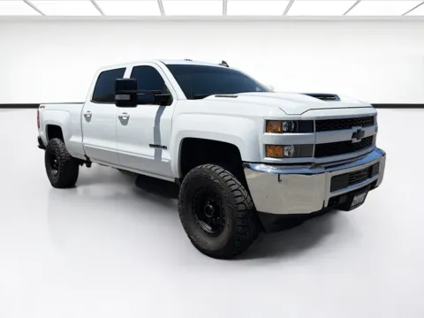 Another view of 2019 Chevrolet Silverado 2500 HD LT for sale in Fontana, CA at KarGenie