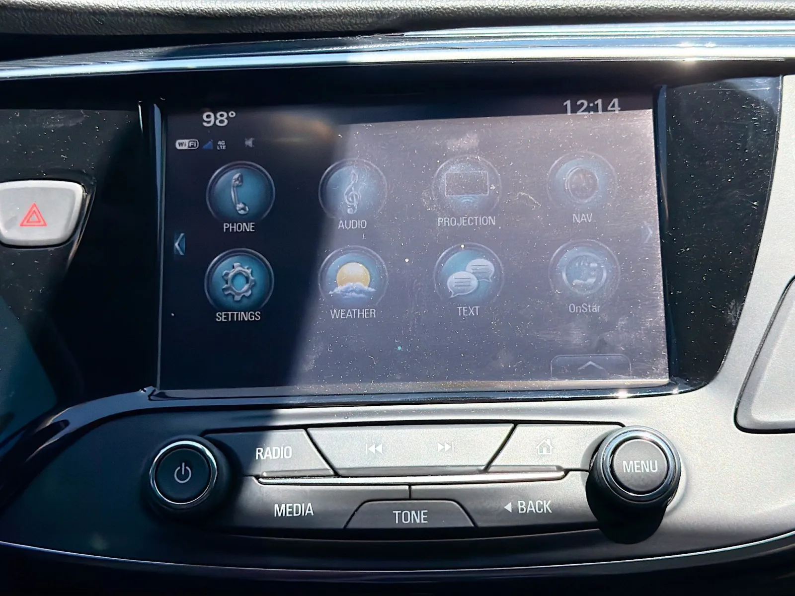 Buick Envision photo 8