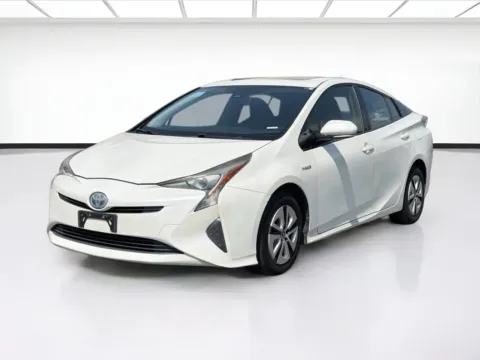 White 2016 Toyota Prius Three for sale in Fontana, CA