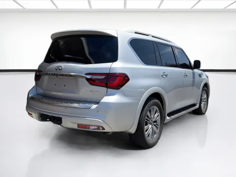 More photos of 2020 INFINITI QX80 LUXE at KarGenie, CA