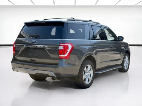 More photos of 2020 Ford Expedition XLT w/Equipment Group 202A at KarGenie, CA