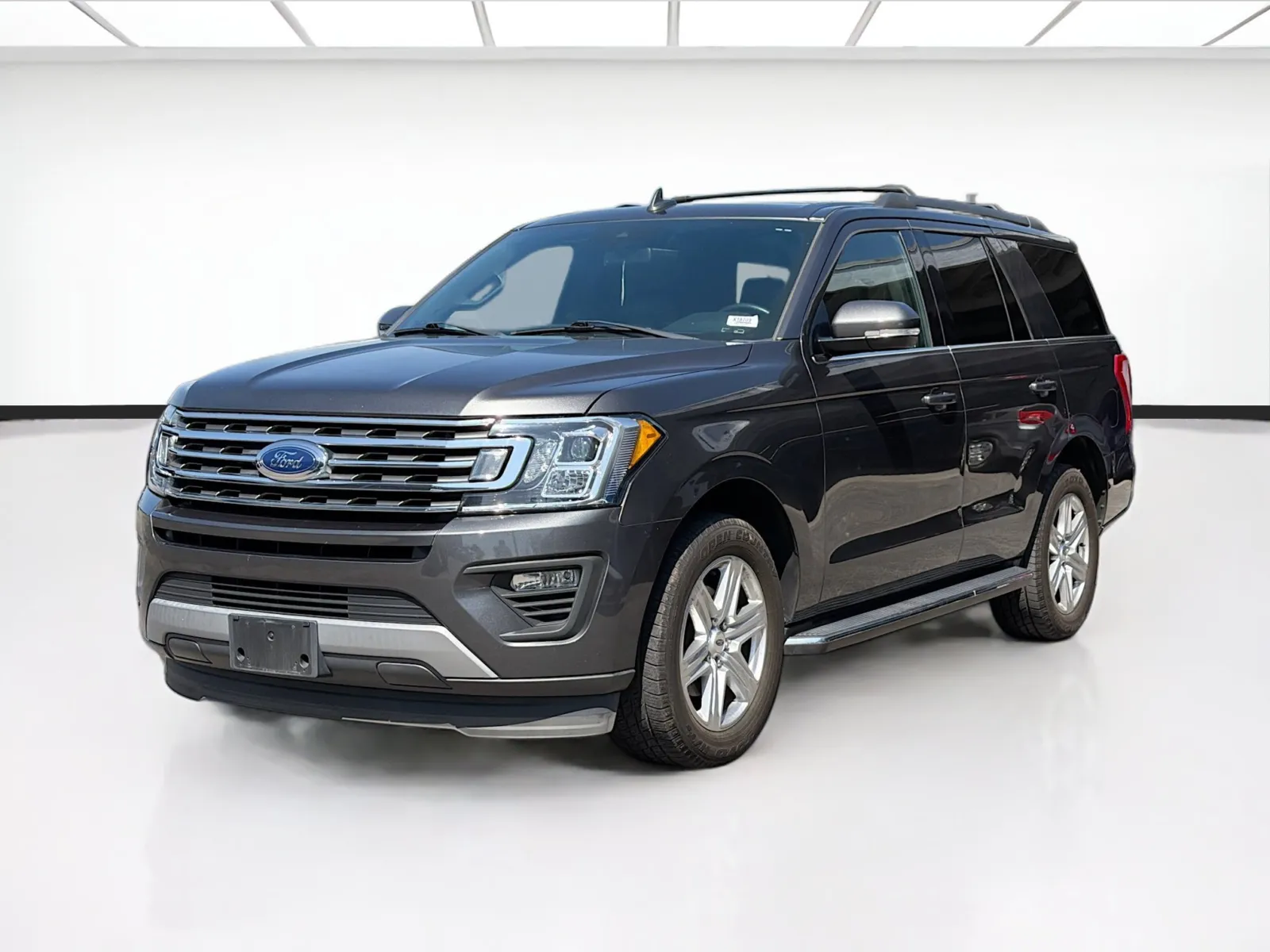 Gray 2020 Ford Expedition XLT w/Equipment Group 202A for sale in Fontana, CA