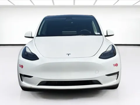 Photos of 2023 Tesla Model Y Performance for sale in Fontana, CA at KarGenie