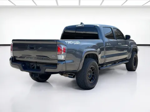 More photos of 2022 Toyota Tacoma TRD Sport V6 at KarGenie, CA
