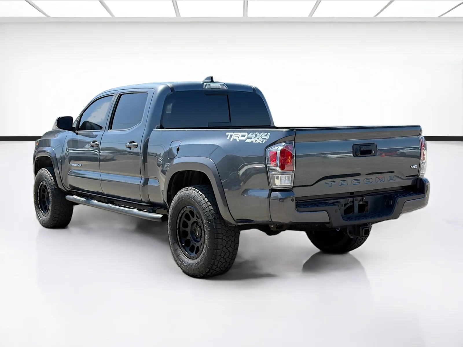Toyota Tacoma photo 6