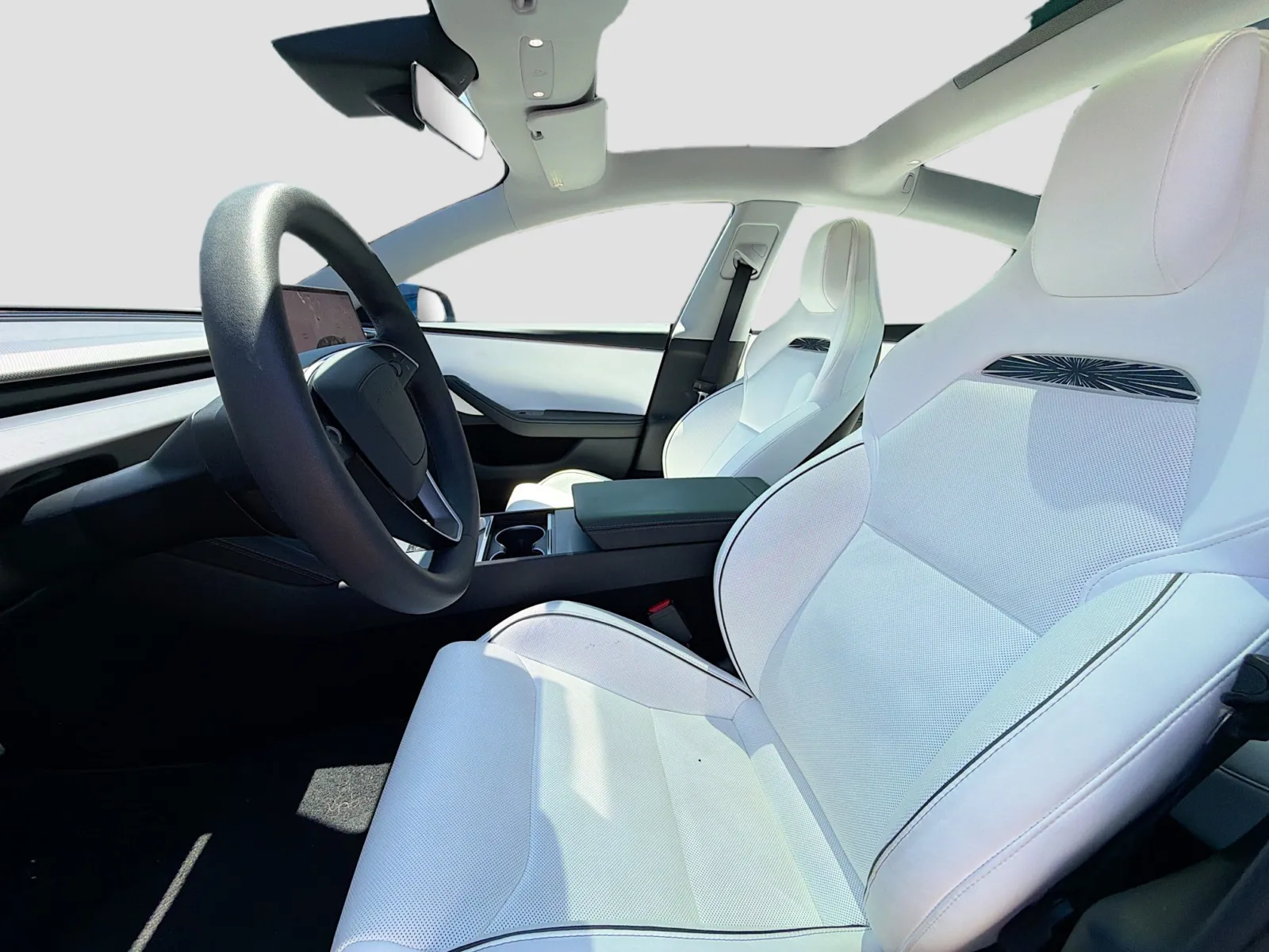 Tesla Model 3 photo 13