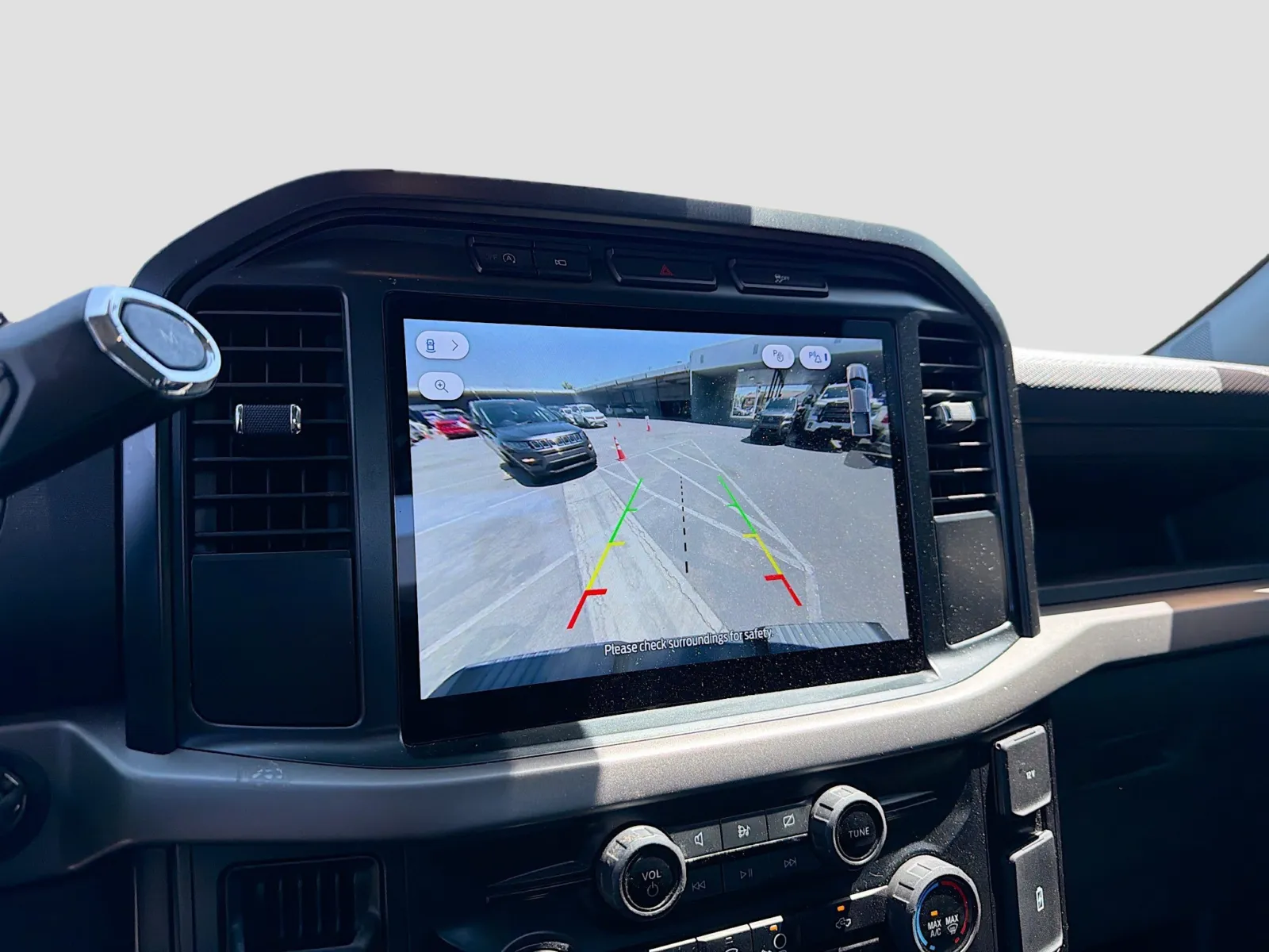 Ford F-150 photo 10